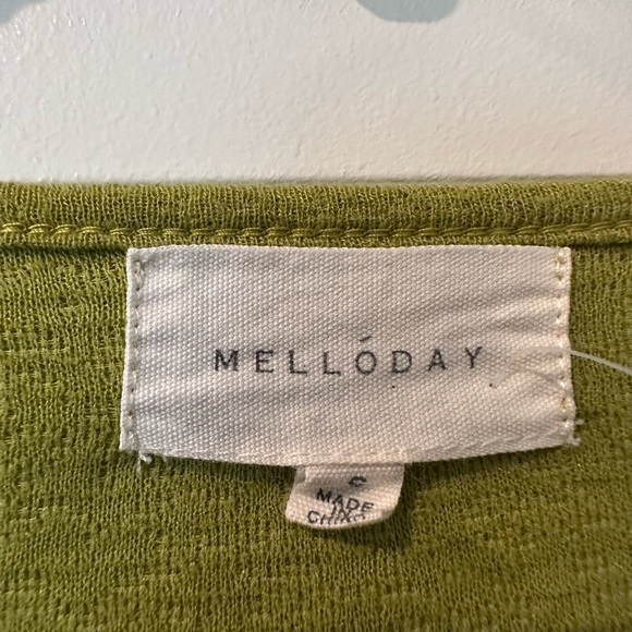 OLIVE GREEN DRESS - Picture 3 of 3